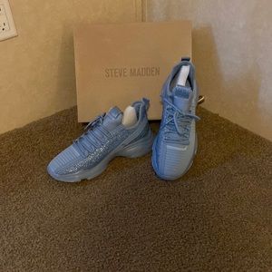 Steve Madden tennis shoes